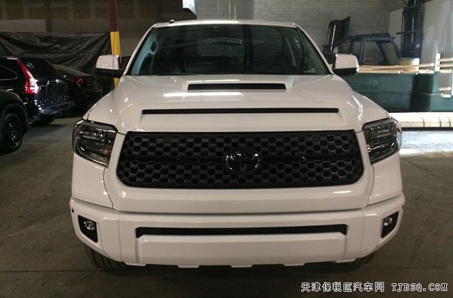 2018款豐田坦途TRD運(yùn)動(dòng)版皮卡 20輪/天窗現(xiàn)車51.5萬優(yōu)享