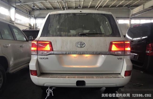 2018款豐田酷路澤4500柴油中東版 17輪/氙燈現(xiàn)車89.8萬