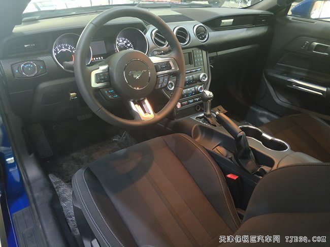 2018款福特野馬2.3T美規(guī)版 18輪/金屬漆/10速現(xiàn)車29.5萬