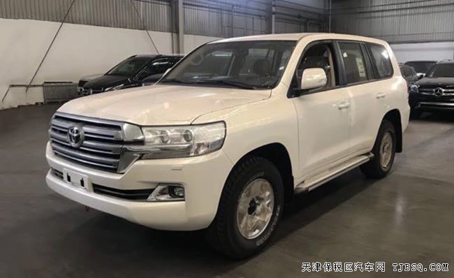 2018款豐田酷路澤4500柴油中東版 7座/大燈清洗現(xiàn)車94萬