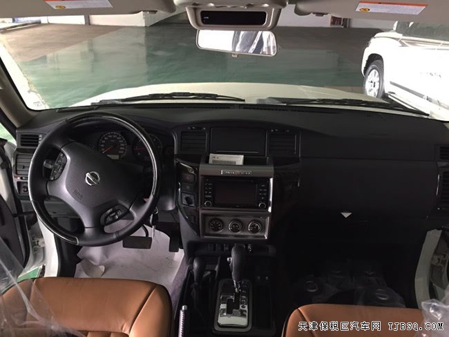 2018款日產(chǎn)尼桑途樂Y61中東版 7座/中后差速鎖現(xiàn)車73萬