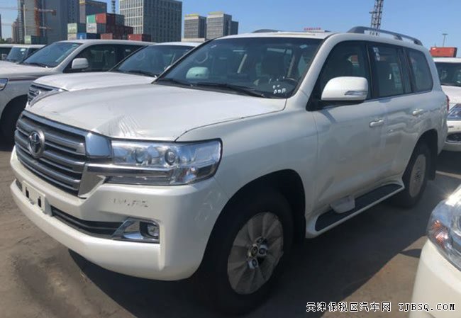 18款豐田蘭德酷路澤5700中東版 陸巡5.7L現(xiàn)車酬賓