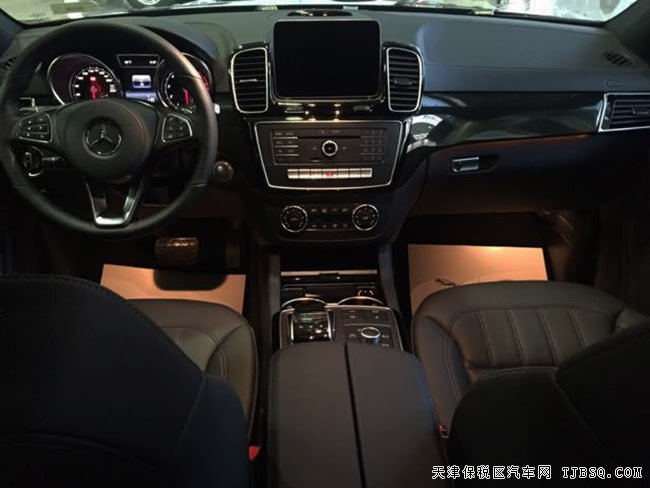 2018款奔馳GLS450美規(guī)版 全景/燈包/哈曼/20輪現(xiàn)車110萬