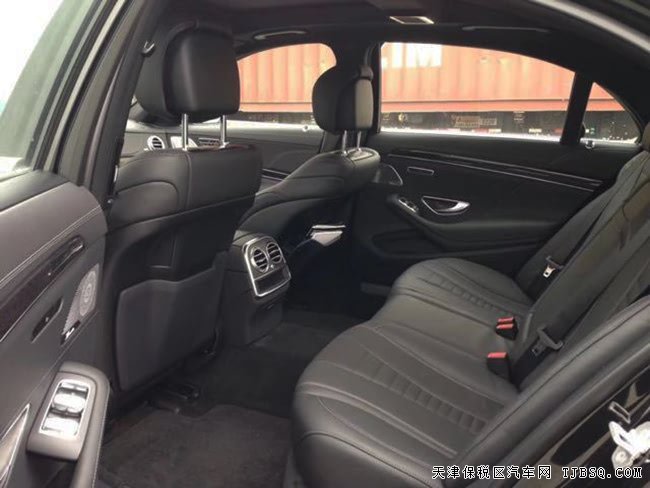 18款奔馳S560加規(guī)版 豪華包/駕駛輔助包/19輪現(xiàn)車153萬