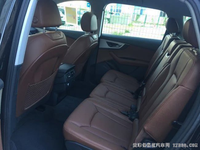 18款?yuàn)W迪Q7墨西哥版 液晶儀表/七座/無線充電現(xiàn)車59.8萬