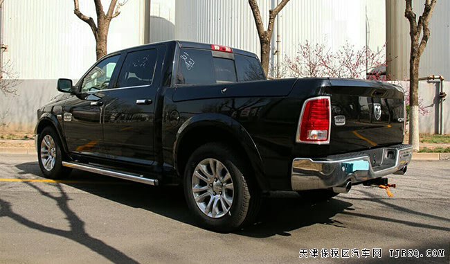 2017款道奇公羊5.7L長角號(hào) 20輪/天窗/智能卡現(xiàn)車44.5萬