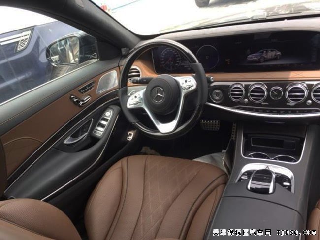 2018款奔馳S560加規(guī)版 智能包/高級包/座椅包現(xiàn)車156萬