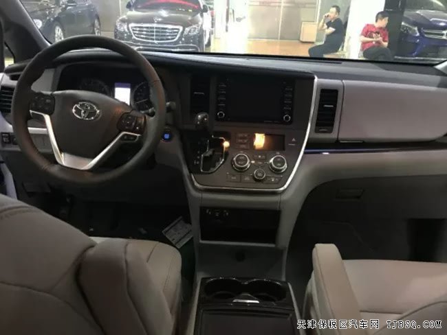 2018款豐田塞納3.5L四驅(qū)版 XLE版現(xiàn)車勁惠來襲