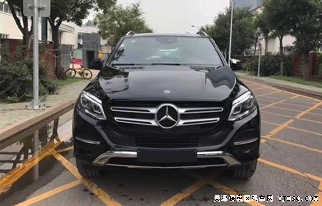 2018款奔馳GLE400中東版 全景天窗/智能卡/19輪現(xiàn)車78萬