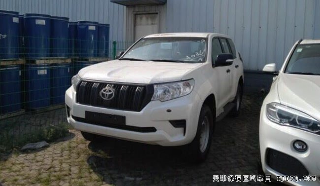 2018款豐田普拉多3000中東版 七座/17輪/2氣囊現(xiàn)車53萬