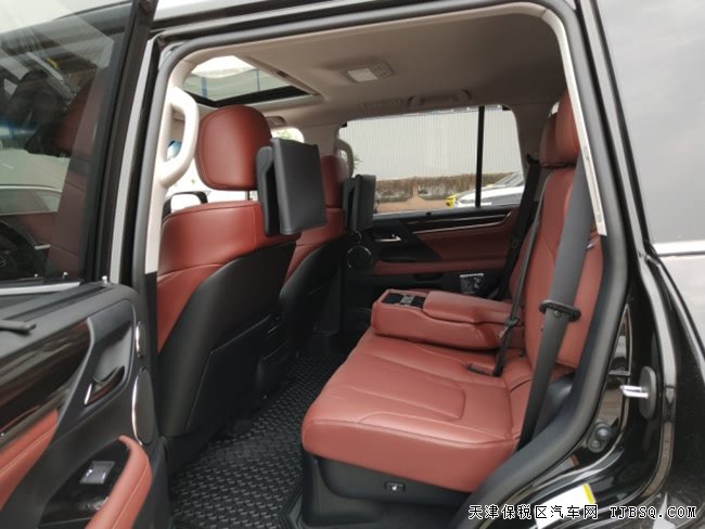 2018款雷克薩斯LX570加規(guī)版 21輪/雷測(cè)/天窗現(xiàn)車152萬(wàn)起