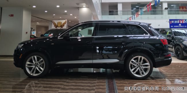 平行進(jìn)口車18款奧迪Q7加規(guī)版 3.0T現(xiàn)車盡享折扣