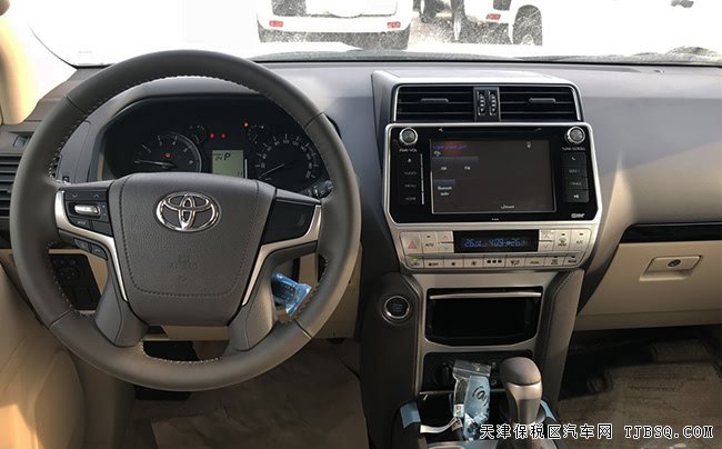 2018款豐田普拉多4000中東版 天窗/18輪/后掛現(xiàn)車59.5萬