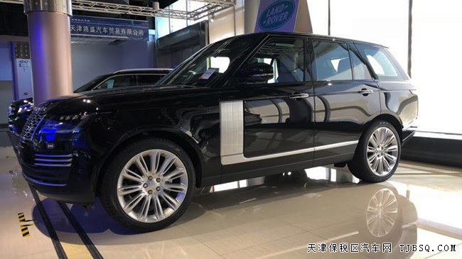 2018款路虎攬勝3.0T柴油創(chuàng)世短軸版 22輪/全景現車137萬