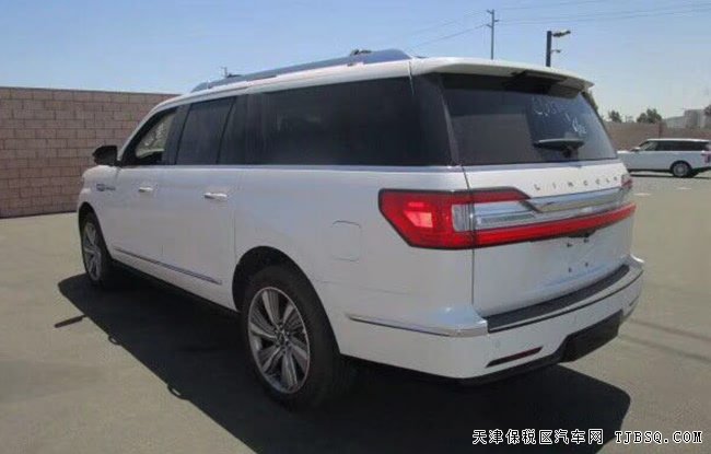 18款林肯領(lǐng)航員3.5T美規(guī)版 22輪/300A/科技包現(xiàn)車143萬