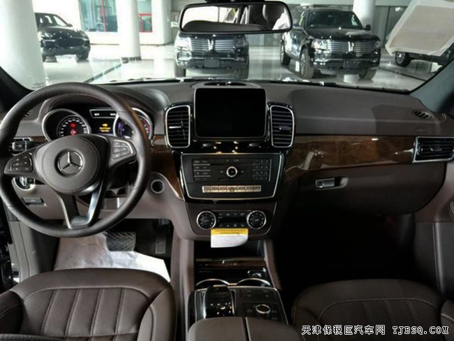 2018款奔馳GLS450美規(guī)版3.0T 保稅區(qū)現(xiàn)車勁惠專享