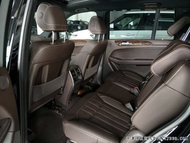 2018款奔馳GLS450美規(guī)版3.0T 保稅區(qū)現(xiàn)車勁惠專享