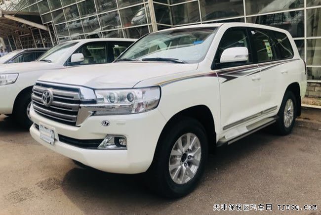 2018款豐田酷路澤4000中東版 18輪/天窗/冰箱現(xiàn)車69.5萬