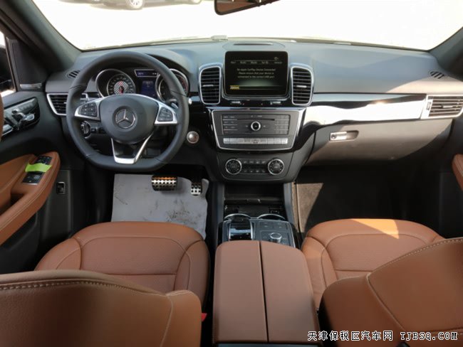 2018款奔馳GLE43加規(guī)版 豪華包/燈包/駕輔包現(xiàn)車93.5萬