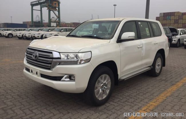 2018款豐田酷路澤4000中東版 7座/18輪/中差現(xiàn)車(chē)65.3萬(wàn)