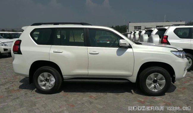 18款豐田普拉多2700中東版 9氣囊/天窗/后掛現(xiàn)車46.8萬
