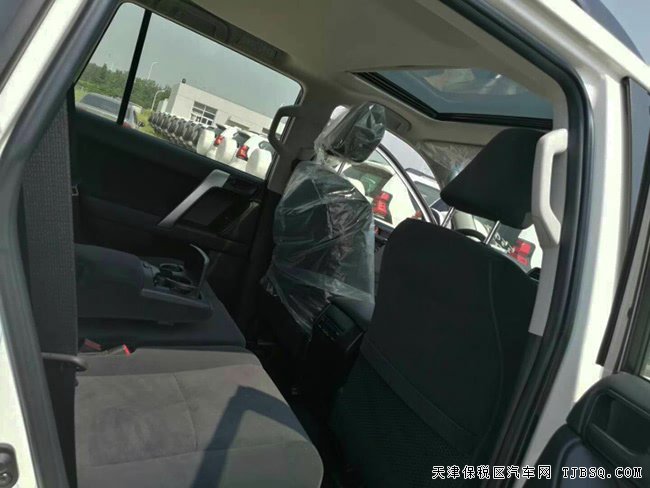 18款豐田普拉多2700中東版 9氣囊/天窗/后掛現(xiàn)車46.8萬