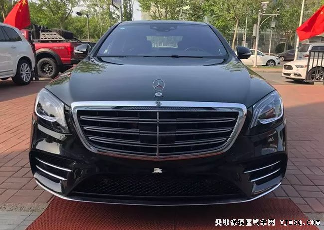 2018款奔馳S560加規(guī)版 智能包/運動包/豪華包現(xiàn)車153萬