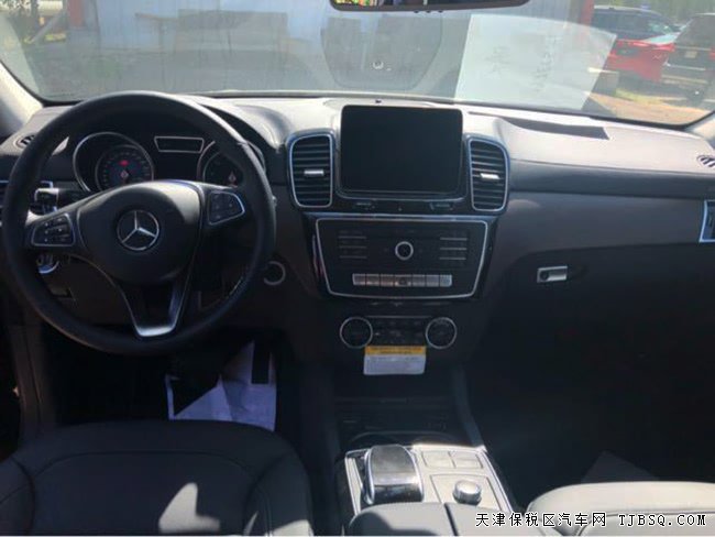 2018款奔馳GLE550e混動(dòng)美規(guī)版 P02包/20輪/空懸現(xiàn)車(chē)82萬(wàn)