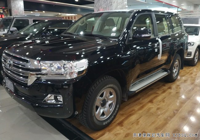 2018款豐田酷路澤4500中東版 柴油現(xiàn)車優(yōu)惠尊享