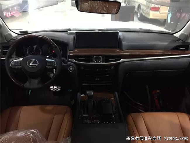 2018款雷克薩斯LX570中東限量版 天津港現(xiàn)車極致熱賣