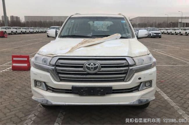 2018款豐田酷路澤5700中東版 天津港現(xiàn)車(chē)尊享極致