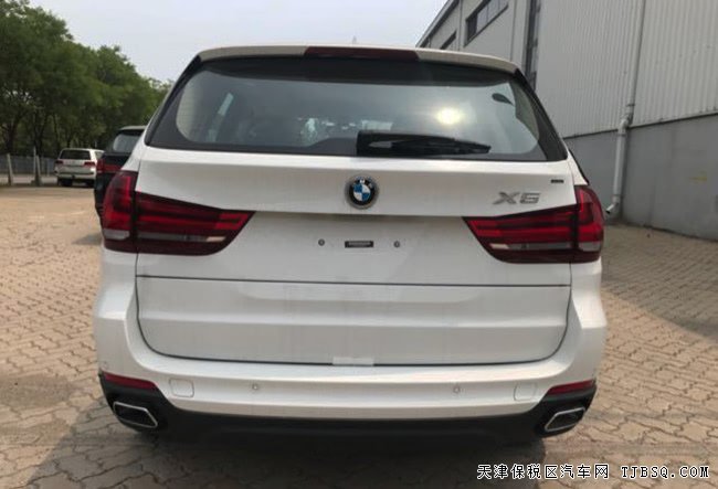 2018款寶馬X5中東版 全景天窗/18輪/液晶儀表現車63萬