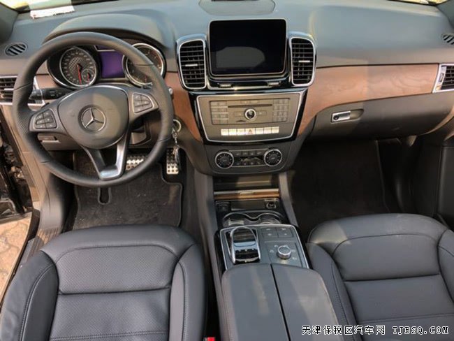 2018款奔馳GLE43AMG加規(guī)版 3.0T現(xiàn)車酬賓震撼來襲