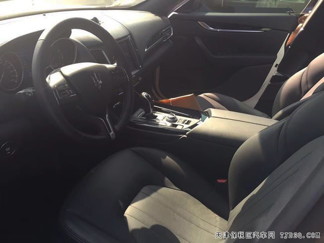 2018款瑪莎拉蒂levante美規(guī)版 全景/遙啟/19輪現(xiàn)車(chē)82萬(wàn)