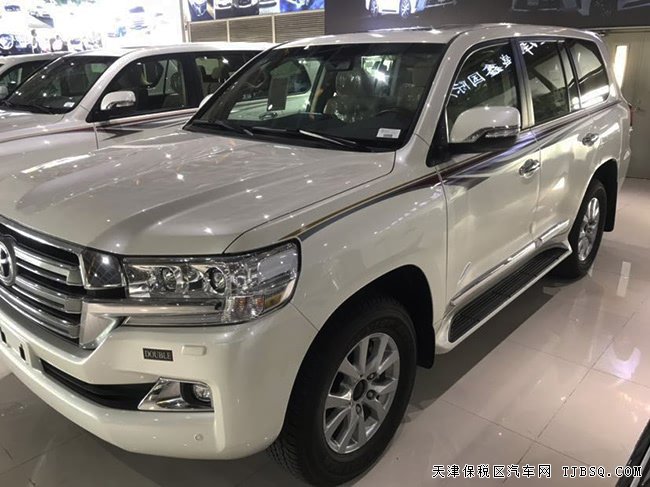 2018款豐田酷路澤4600中東版 7座/18輪/天窗現(xiàn)車82.5萬