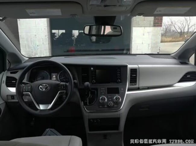 18款豐田塞納3.5L四驅(qū)版 18輪/雷達(dá)測(cè)距/7座現(xiàn)車52.5萬(wàn)