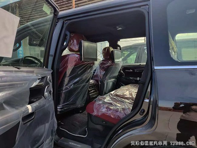 18款雷克薩斯LX570巔峰限量版 大包圍/金屬漆現(xiàn)車174萬