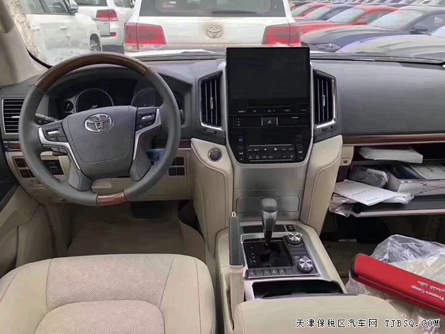 進(jìn)口豐田蘭德酷路澤5700中東版 18款現(xiàn)車優(yōu)惠專享