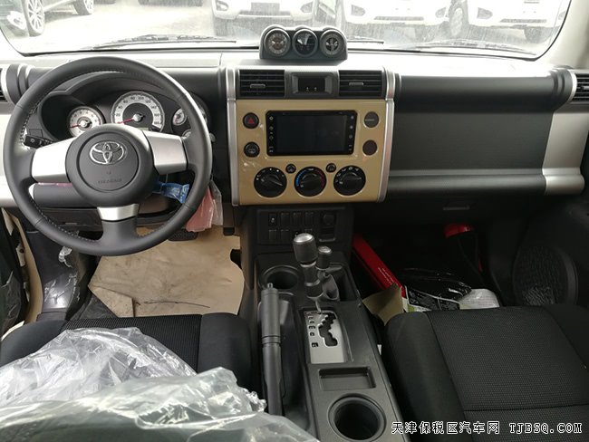 18款豐田FJ酷路澤4.0L中東版 氣泵/雙油/差速鎖現(xiàn)車48萬(wàn)