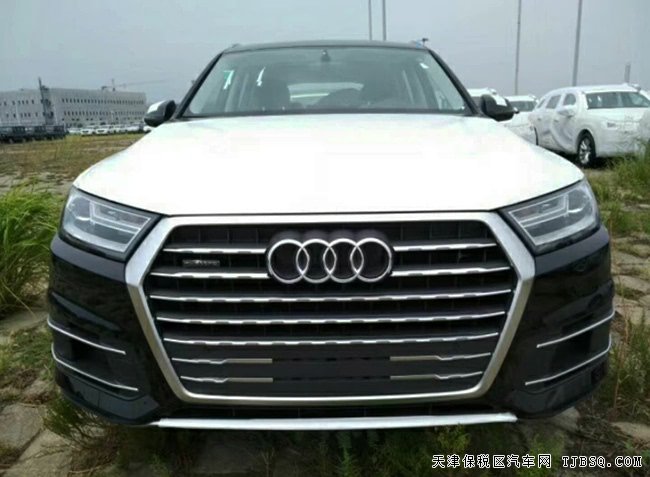 平行進口車18款奧迪Q7歐規(guī)版 全景天窗/18輪現(xiàn)車53.5萬