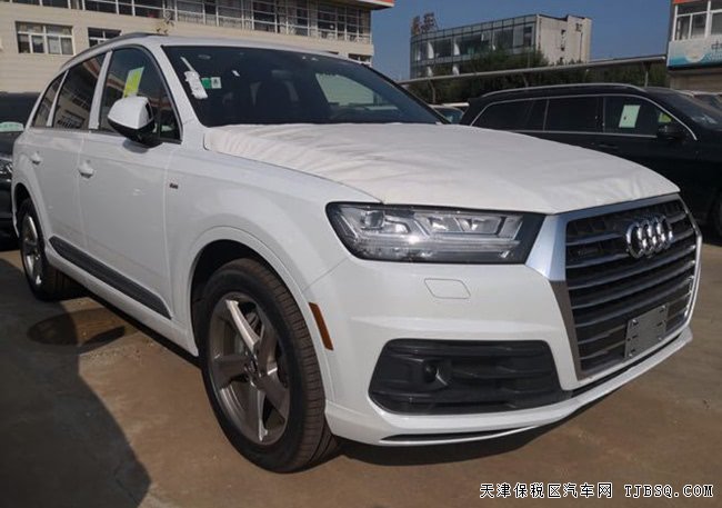 2018款奧迪Q7加規(guī)版 平行進(jìn)口七座SUV現(xiàn)車熱銷