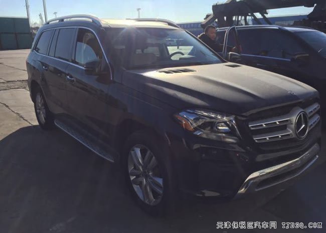 平行進口車18款奔馳GLS450美規(guī)版 7座現(xiàn)車優(yōu)惠樂享