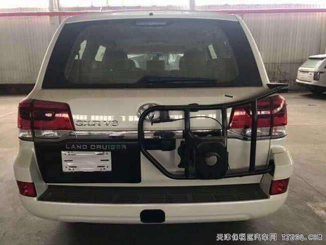 2018款豐田酷路澤4600中東版 陸巡V8現(xiàn)車優(yōu)惠精選