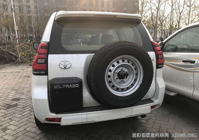 2018款豐田霸道2700中東版 天窗/大燈清洗/7座現(xiàn)車45萬