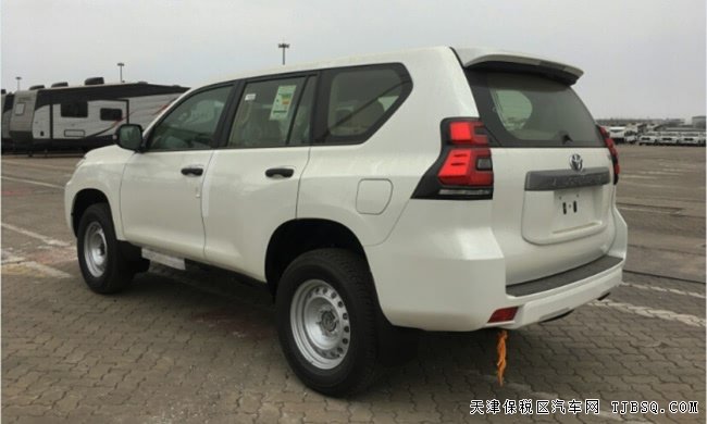 2018款豐田普拉多2700中東版 17輪/7座/底掛現(xiàn)車42.5萬