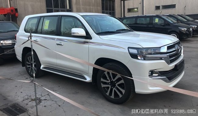 2019款豐田酷路澤4000中東版 陸巡4.0L現(xiàn)車精選