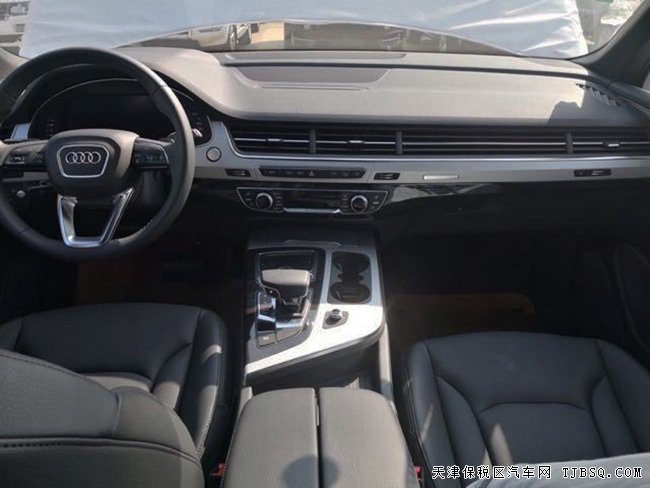 2018款?yuàn)W迪Q7加規(guī)版 全景天窗/Sline包/駕輔現(xiàn)車71.5萬(wàn)