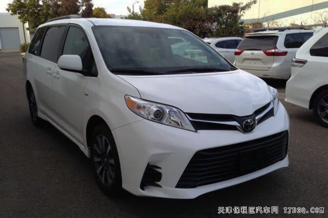 2018款豐田塞納3.5L四驅(qū)標(biāo)配版 雷測/18輪/7座現(xiàn)車52萬