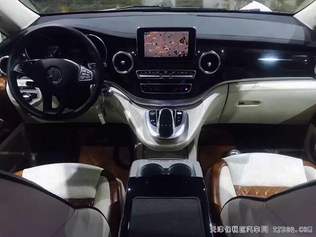 2018款奔馳V260L商務(wù)車 豪華改裝現(xiàn)車優(yōu)惠專享