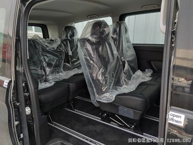 2019款奔馳V250中東版 七座真皮/18輪/電動(dòng)門(mén)現(xiàn)車55.5萬(wàn)